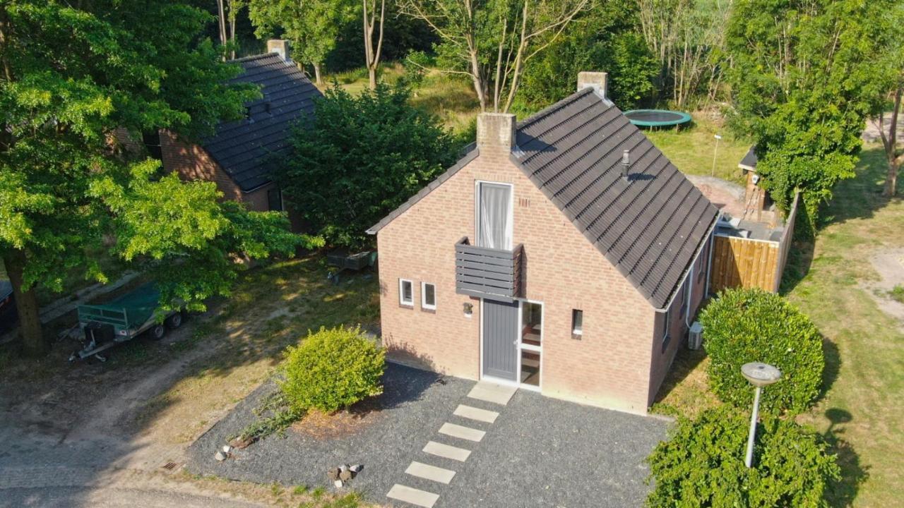 Villa Recreatiewoning Maas En Waal 191 Ewijk Exterior foto